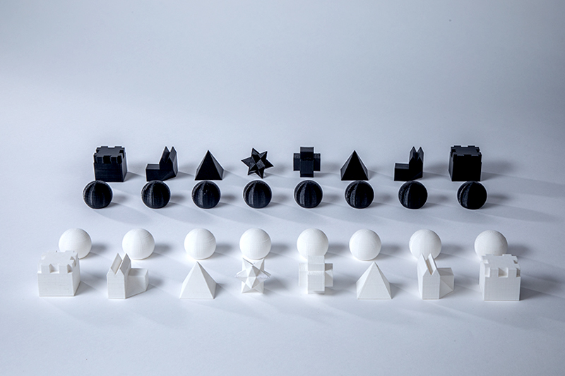 Zukunft Chess Set, 2019